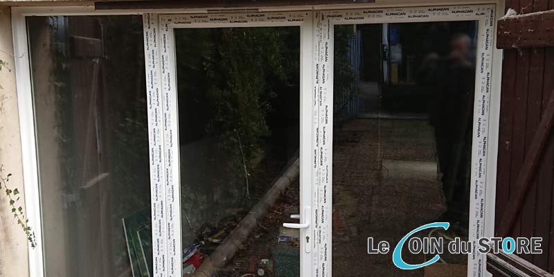 Comment définir le côté du vantail latéral d’une fenêtre à 3 vantaux ?